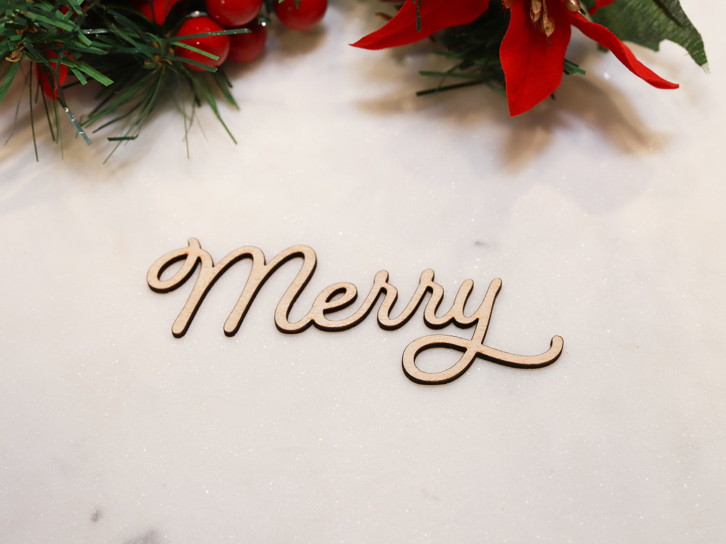 Wood Christmas Place Card "Merry" - Holiday Table Setting Decoration - Christmas Place Setting Words